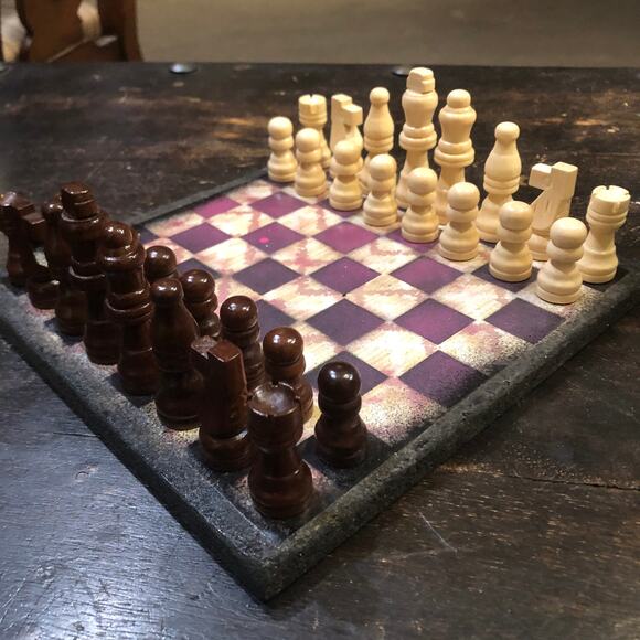 Scrapbook Chess Set - Purple Basket Pattern - Picture 10 of 10